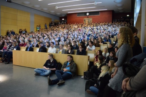 sinh viên học tại trường đại học rostock