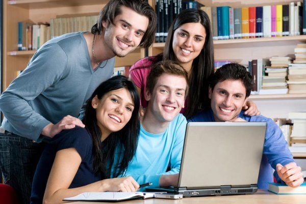 Du học sinh Đức có cơ hội làm việc sau khi tốt nghiệp